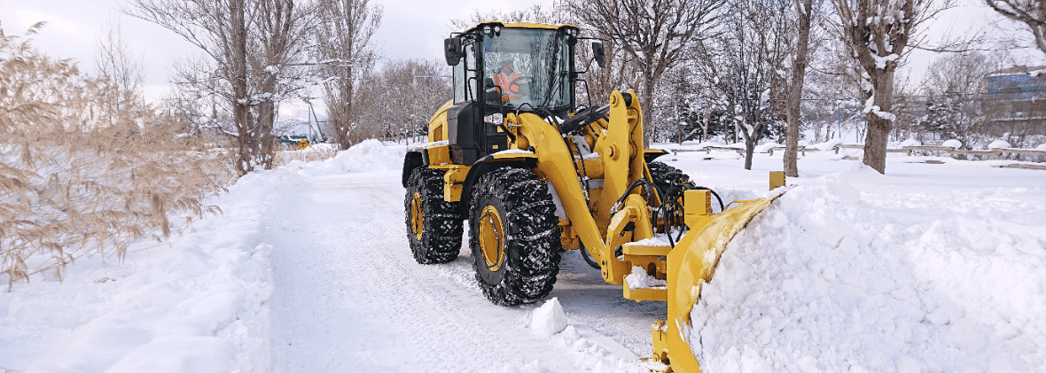 Renting Wheel Loaders for Snow Removal